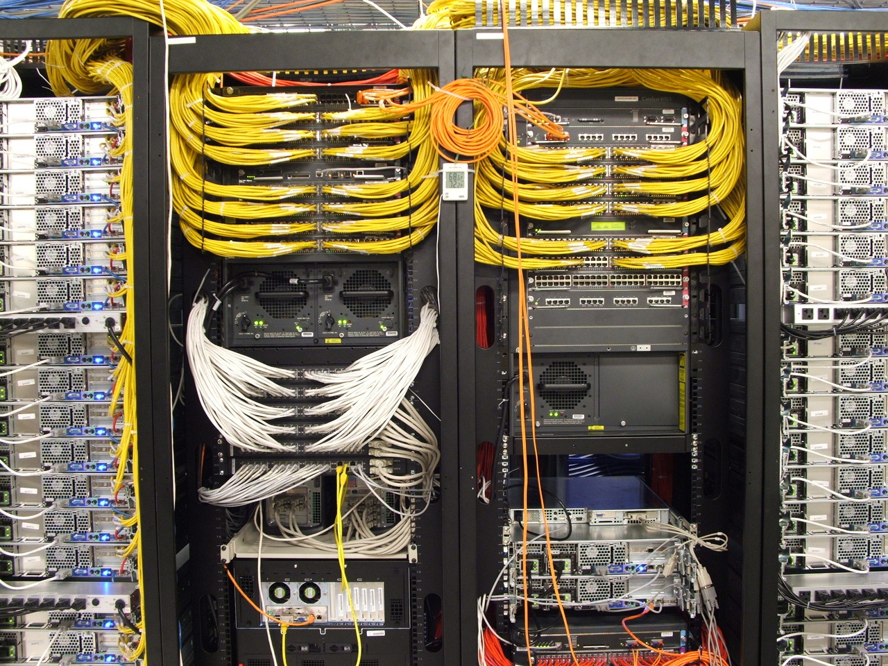 Servers & Networking